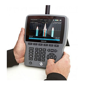 spettrometro di radio frequenze portatile completamente integrato e progettato specificamente per l'uso professionale nelle contromisure elettroniche (